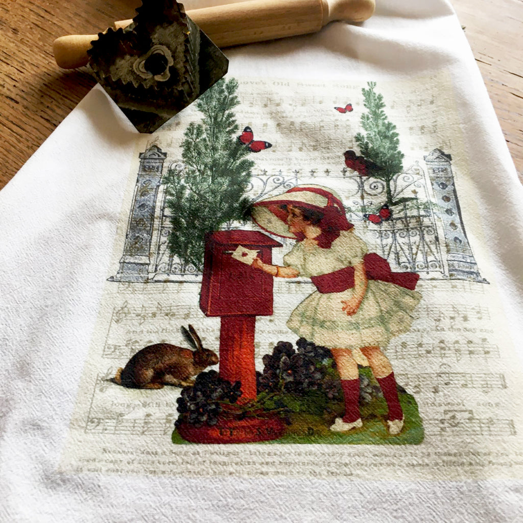 Tea Towel-Sending Valentine Wishes - BELLAVINTAGEHOME