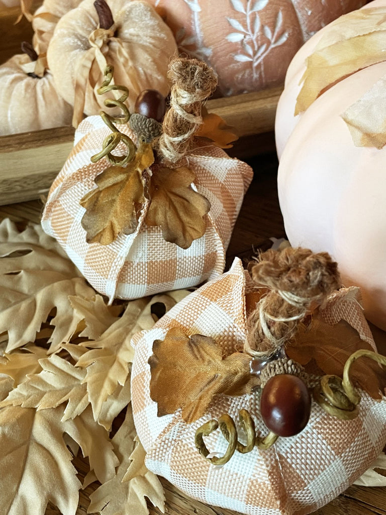 Blush Plaid Pumpkin with acorns 4.25" - BELLAVINTAGEHOME