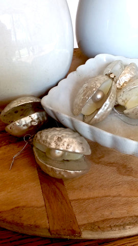 Ornament- Glass Clam Shell Ornament with Pearl - BELLAVINTAGEHOME